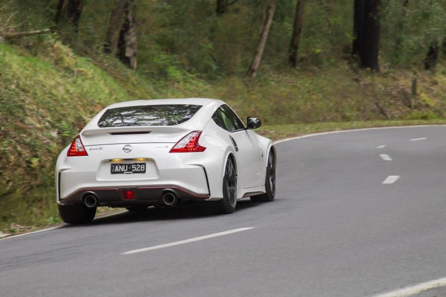 Nissan 370Z Nismo (Z34) 2017 года  (AU) (фото 23 из 37)